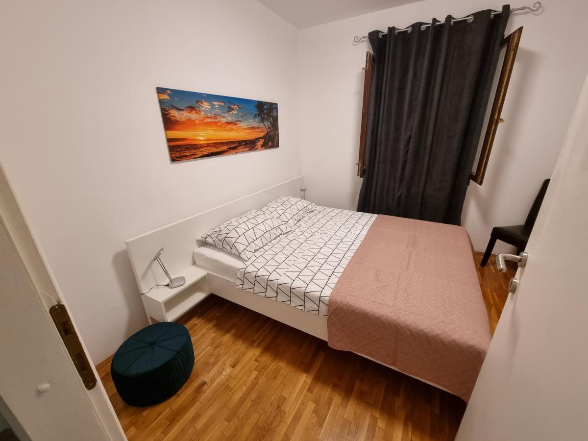 Maki Apartment